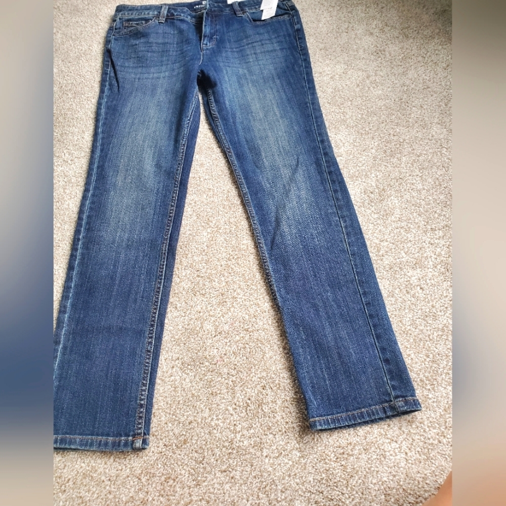 Liz Claiborne  petite  blue jeans size 8 skinny